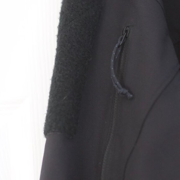 Arc’teryx LEAF Men’s Combat Jacket (Black) - Picture 10 of 12